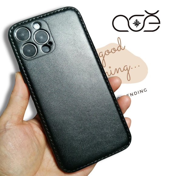 Handmade Vegetable Tanned Leather iPhone Case for iPhone 16 Pro/ iPhone 15 Pro / iPhone 14 Pro/ iPhone 13, Engraving iPhone Case
