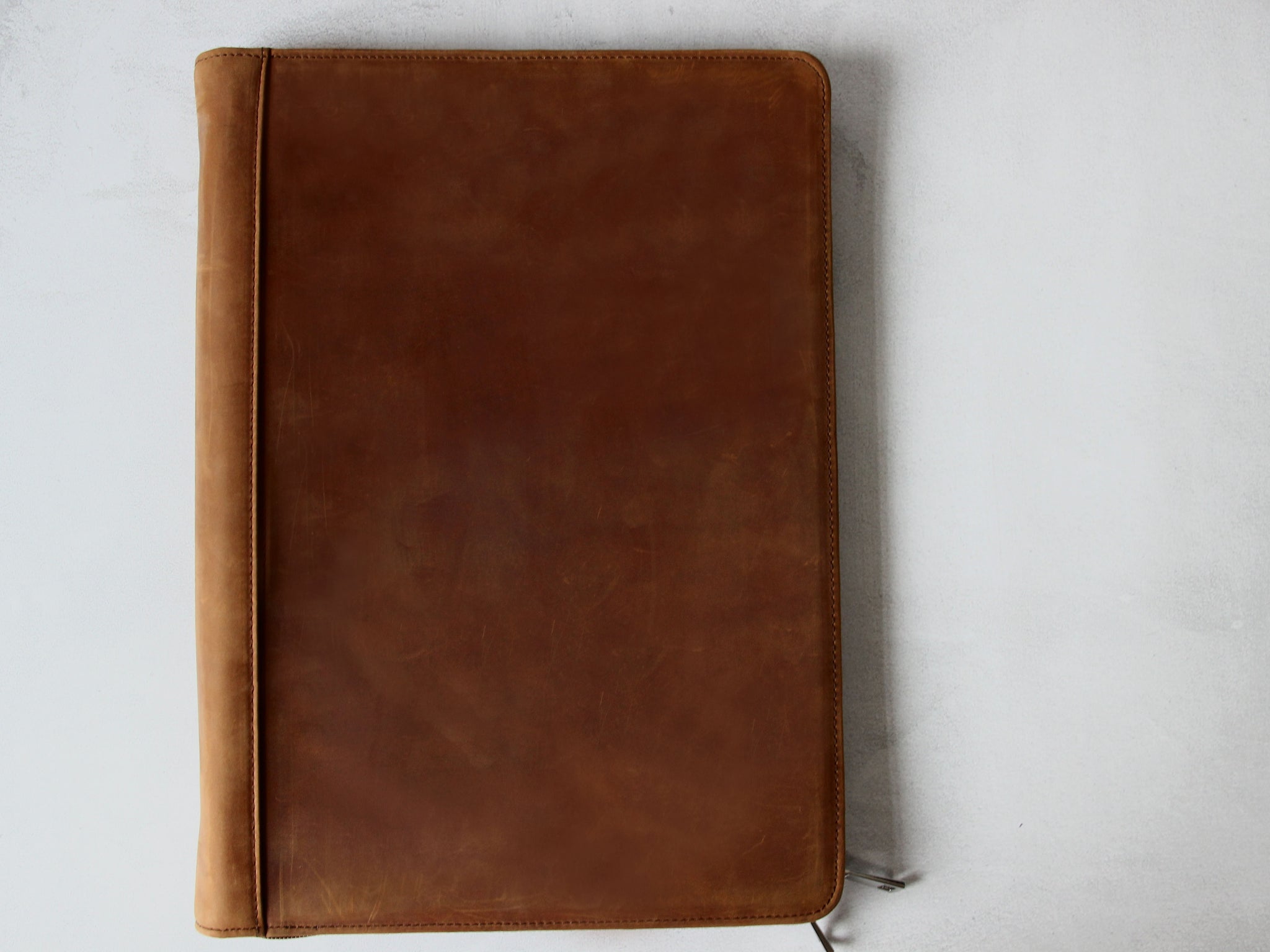 Italian Leather Custom Portfolio, 3 Ring Binder, Padfolio Clipboard,  Unique, Professional Business Portfolio,man, Wamen With Handle Brown - Etsy  | Leather portfolio, Leather 3 ring binder, Leather binder